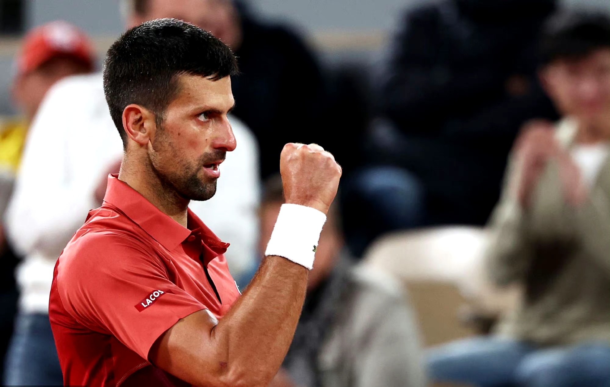 包含法网鏖战蒙特卡洛大师赛，德约科维奇点燃赛场的词条