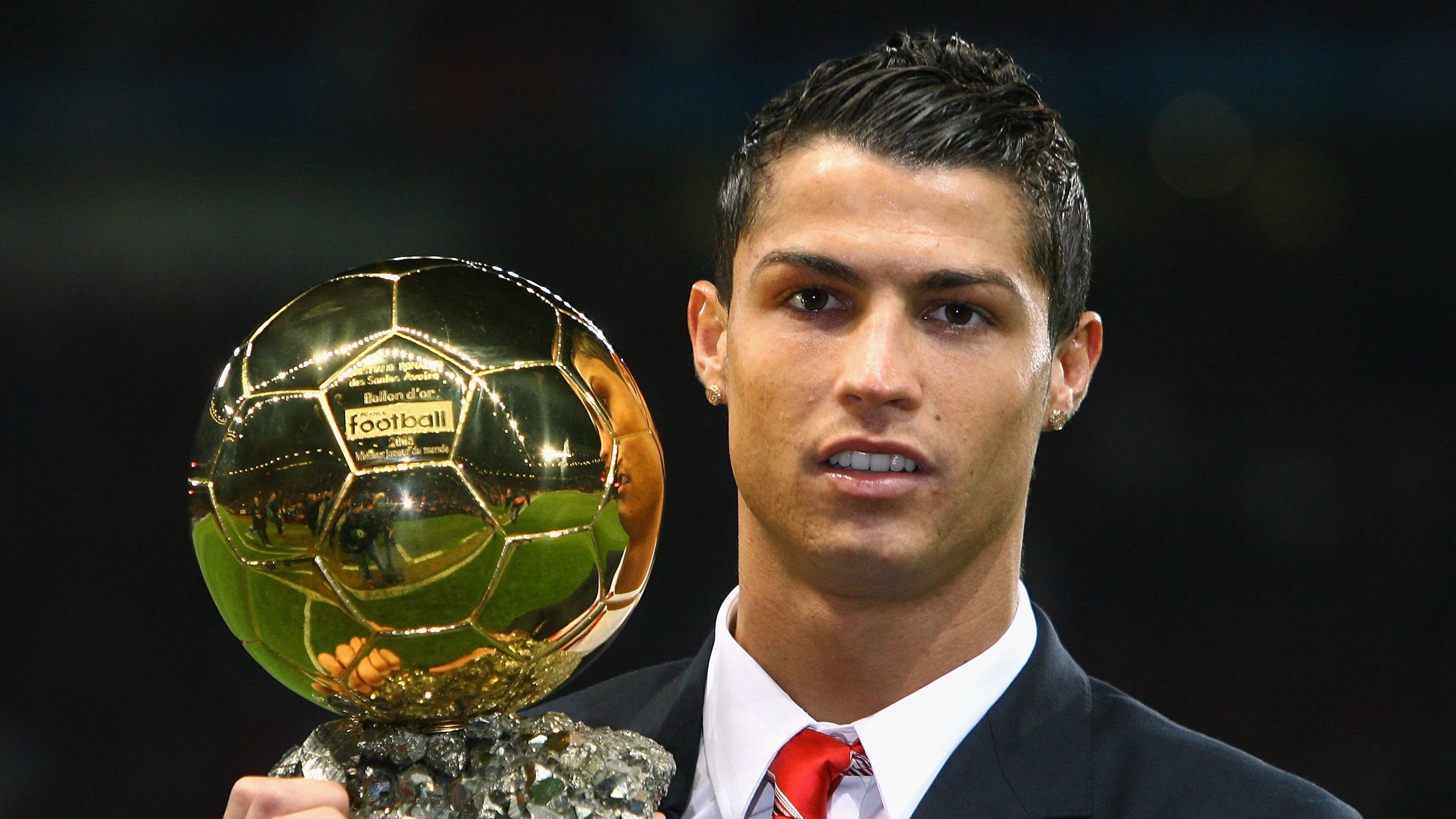 卢卡库一锤定音,里昂掀翻黄色潜水艇比利亚雷亚尔