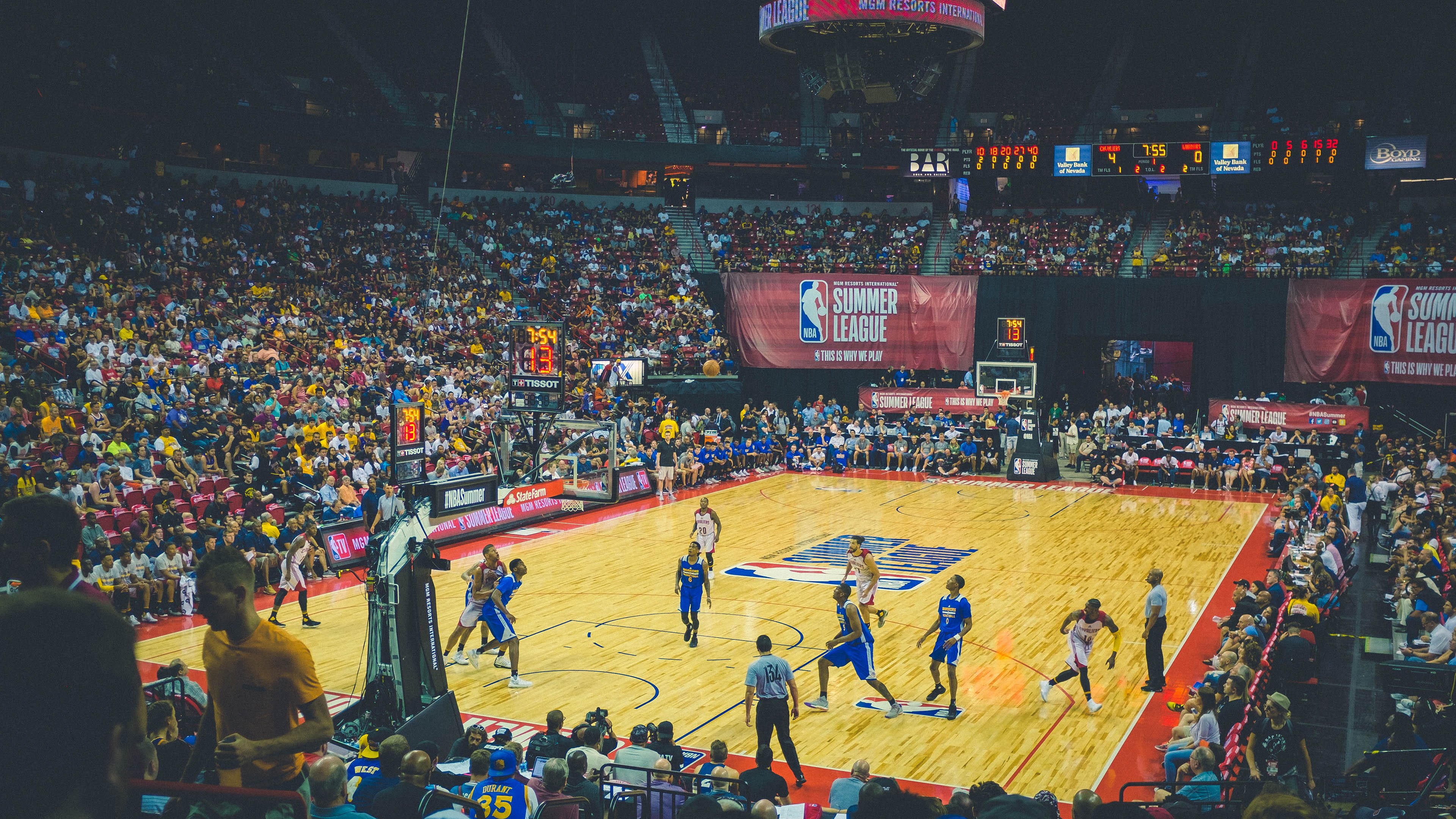 温网逆转联合杯，德约科维奇如何用高光表现诠释网球的唯一性